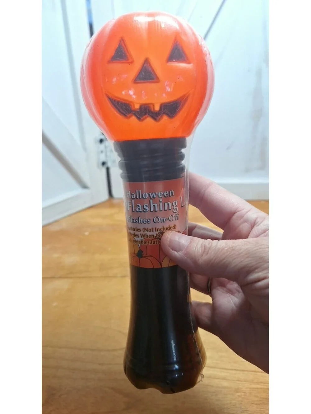 2 VTG Halloween Blow Mold Safety Flashlights New Sealed Old Stock 8